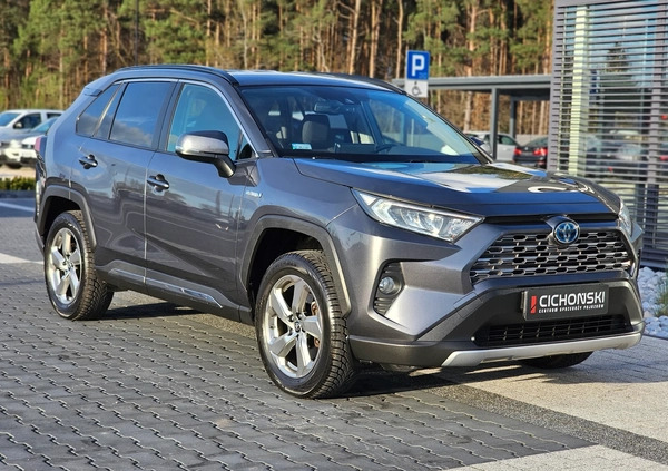 Toyota RAV4 cena 93900 przebieg: 178992, rok produkcji 2019 z Szlichtyngowa małe 742